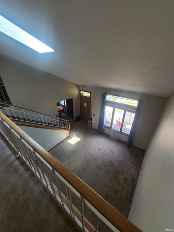 2107 Cambridge Dr Apt B, Goshen, IN 46528