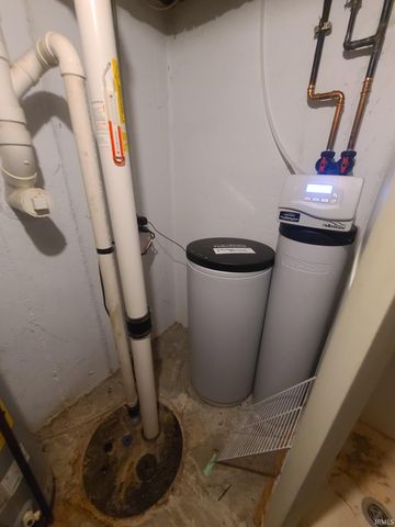 2107 Cambridge Dr Apt B, Goshen, IN 46528