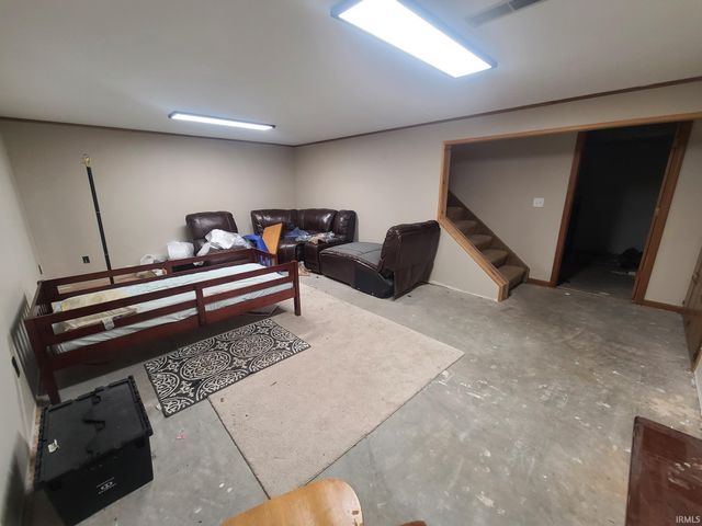 2107 Cambridge Dr Apt B, Goshen, IN 46528