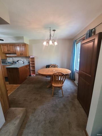 2107 Cambridge Dr Apt B, Goshen, IN 46528