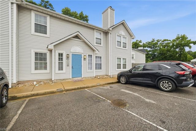 4825 Beach Landing Ct, Virginia Beach, VA 23455