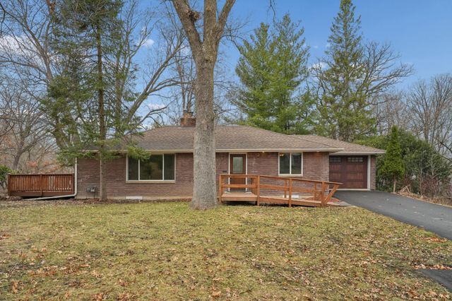 1425 Orkla Drive, Golden Valley, MN 55427