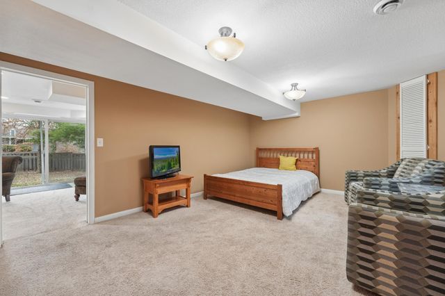 1425 Orkla Drive, Golden Valley, MN 55427