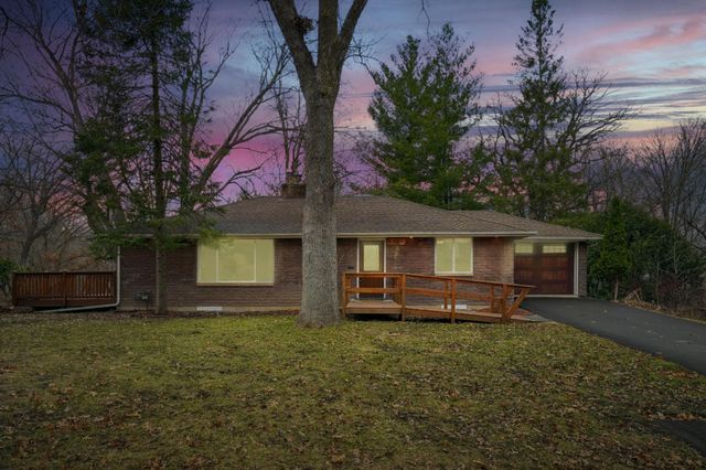 1425 Orkla Drive, Golden Valley, MN 55427