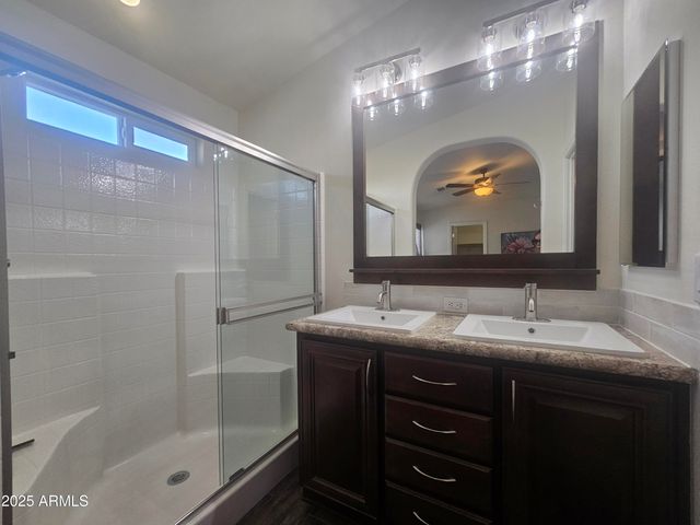 650 N Hawes Road 3123, Mesa, AZ 85207