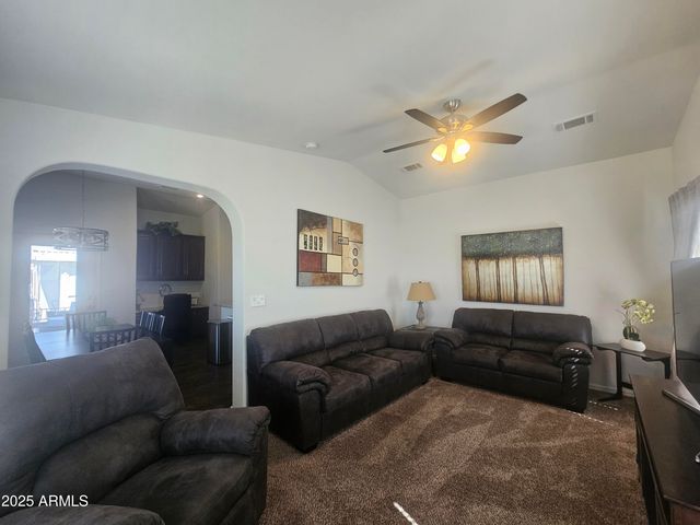 650 N Hawes Road 3123, Mesa, AZ 85207