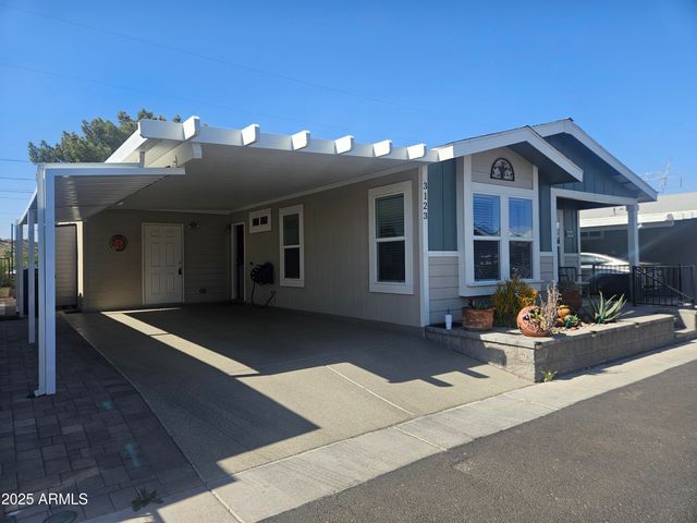 650 N Hawes Road 3123, Mesa, AZ 85207