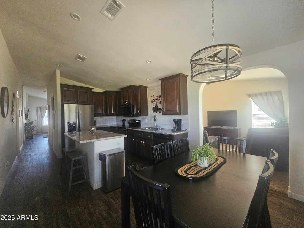 650 N Hawes Road 3123, Mesa, AZ 85207 — photo 2