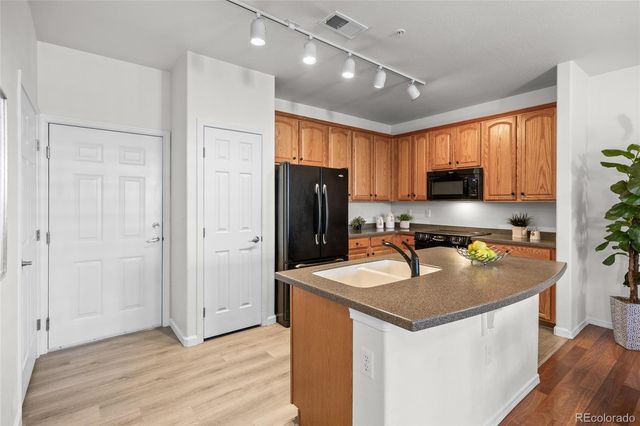 8470 Canyon Rim Trail 1, Englewood, CO 80112