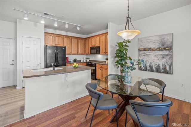 8470 Canyon Rim Trail 1, Englewood, CO 80112