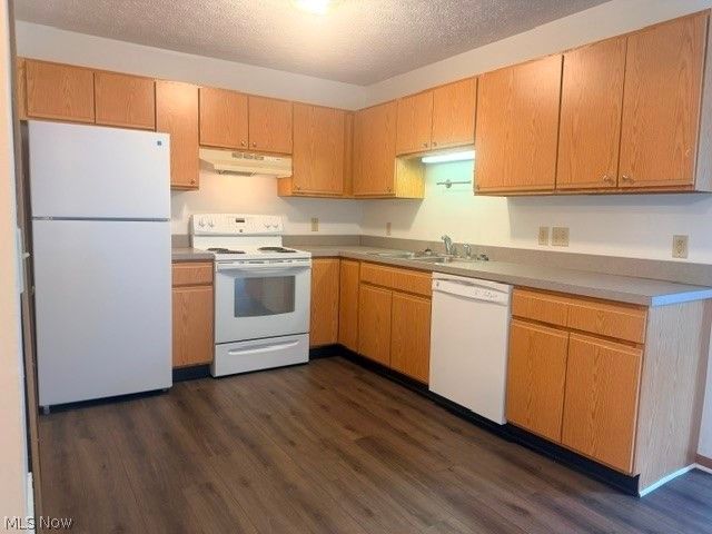 1898 Springfield Lake Boulevard 105, Akron, OH 44312