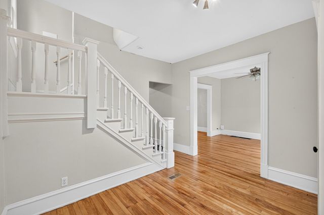 2619 Pillsbury Avenue S, Minneapolis, MN 55408