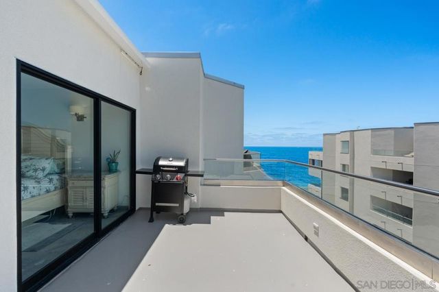 100 Coast 405, La Jolla, CA 92037