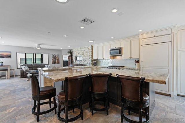 100 Coast 405, La Jolla, CA 92037