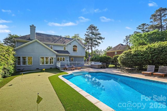 6123 Glen Manor Drive, Charlotte, NC 28269