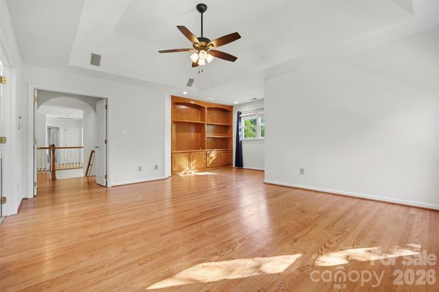 6123 Glen Manor Drive, Charlotte, NC 28269