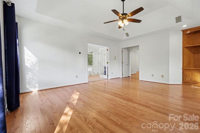 6123 Glen Manor Drive, Charlotte, NC 28269