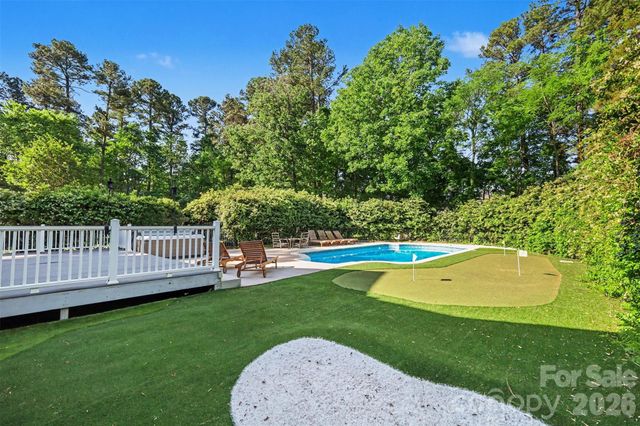 6123 Glen Manor Drive, Charlotte, NC 28269