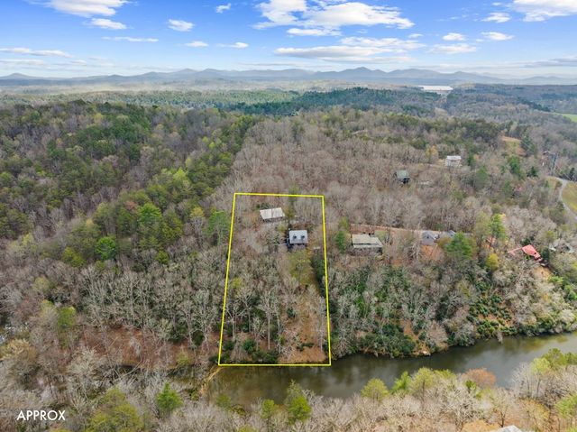 160 Adams Circle, Mineral Bluff, GA 30559