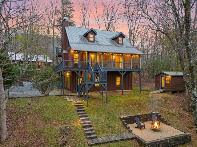 160 Adams Circle, Mineral Bluff, GA 30559