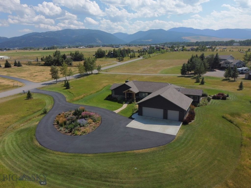 31 Cayuse Trail, Bozeman, MT 59718 photo 3