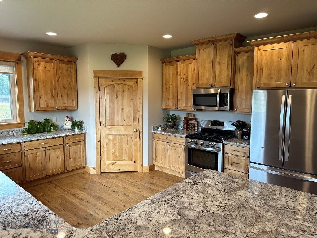 31 Cayuse Trail, Bozeman, MT 59718 photo 8