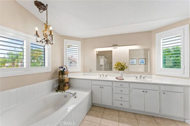 2675 Flora Spiegel Way, Corona, CA 92881
