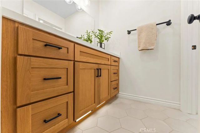 2675 Flora Spiegel Way, Corona, CA 92881