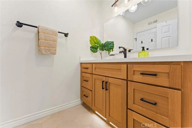 2675 Flora Spiegel Way, Corona, CA 92881