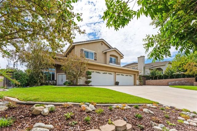 2675 Flora Spiegel Way, Corona, CA 92881