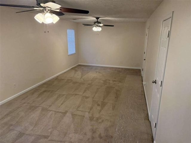 228 Solomon Drive, Ellenwood, GA 30294