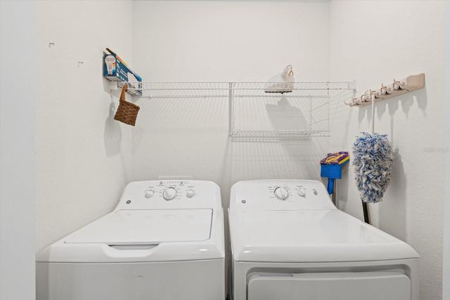 17810 GAWTHROP DRIVE 304, Bradenton, FL 34211