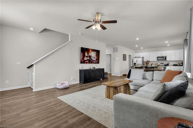 106 Regency LN, Franklin, VA 23851