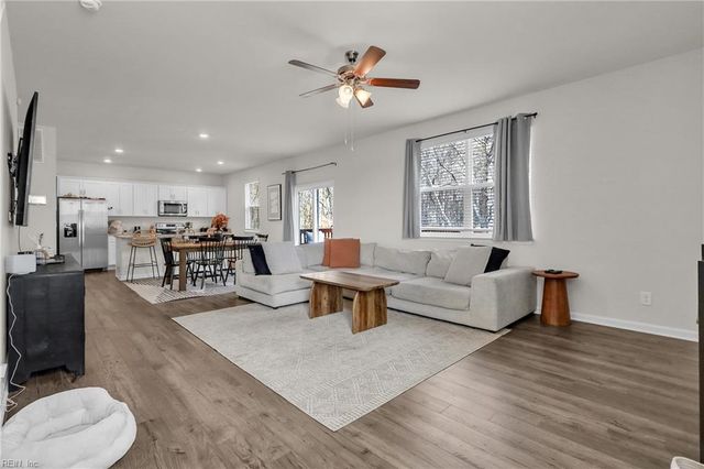 106 Regency LN, Franklin, VA 23851