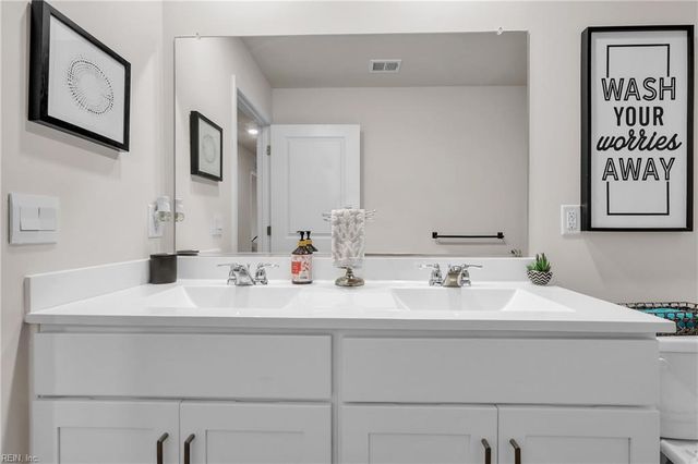 106 Regency LN, Franklin, VA 23851