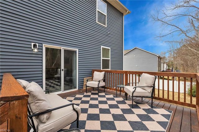 106 Regency LN, Franklin, VA 23851