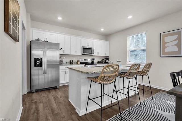 106 Regency LN, Franklin, VA 23851