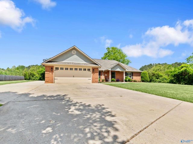 24147 Kadence Lane, Athens, AL 35613