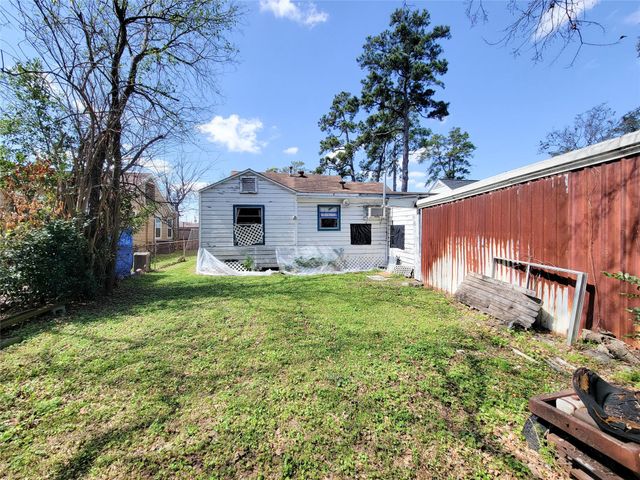 4110 Beggs Street, Houston, TX 77009