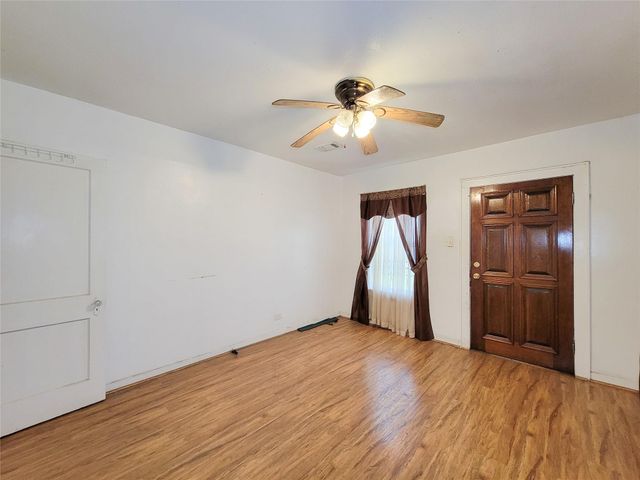 4110 Beggs Street, Houston, TX 77009