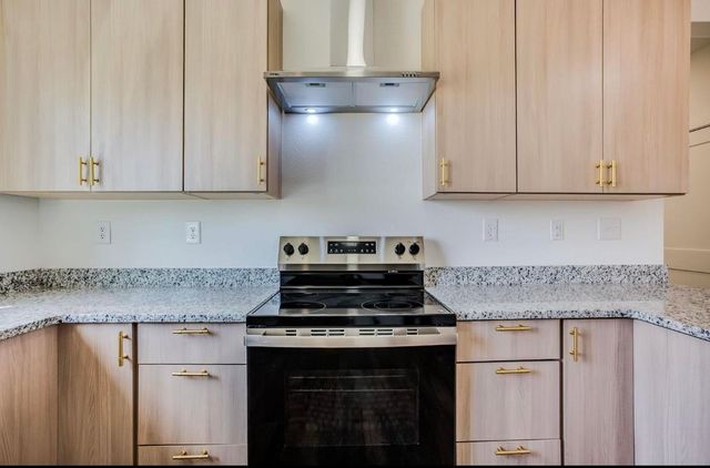 315 S Arbor Valley Way, Valley Center, KS 67147