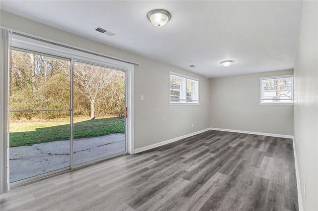 1489 Pine Drive, Atlanta, GA 30349