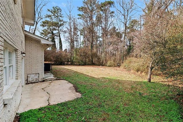 1489 Pine Drive, Atlanta, GA 30349