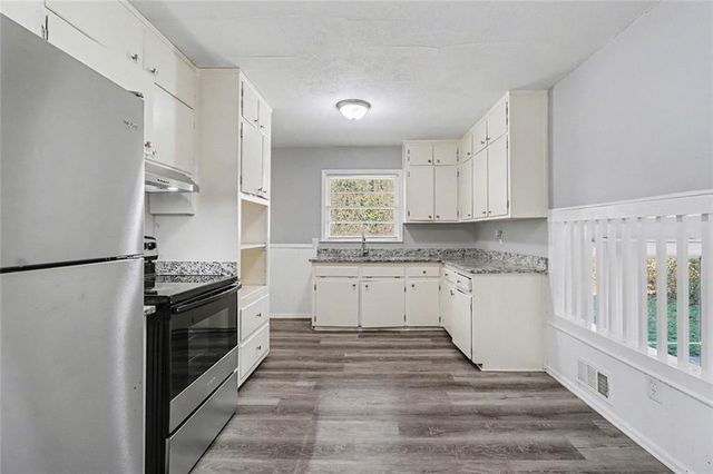 1489 Pine Drive, Atlanta, GA 30349