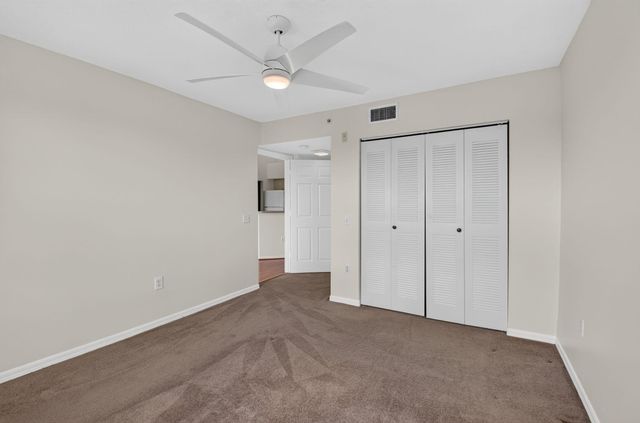 417 Villa Circle, Boynton Beach, FL 33435