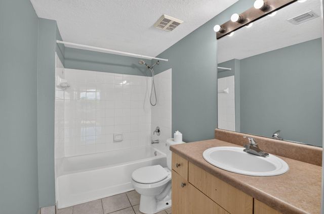 417 Villa Circle, Boynton Beach, FL 33435
