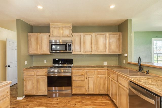 20302 Ramblewood Drive, Brazoria, TX 77422