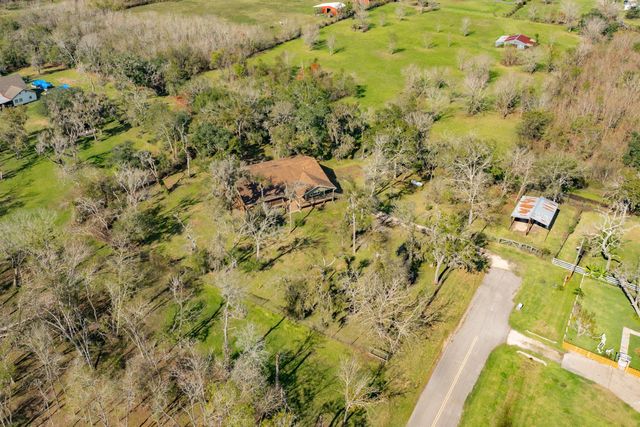 20302 Ramblewood Drive, Brazoria, TX 77422