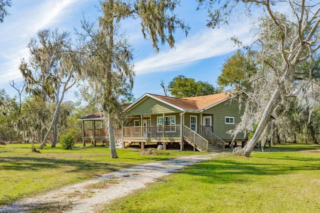 20302 Ramblewood Drive, Brazoria, TX 77422