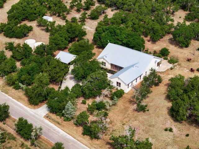 351 Fawn Meadow DR, Dripping Springs, TX 78620